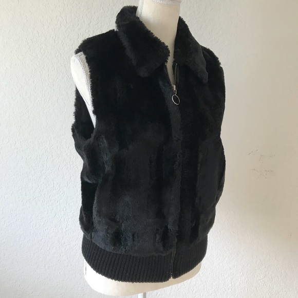 ANN TAYLOR LOFT BLACK FAUX FUR JACKET VEST MEDIUM - Picture 4 of 9